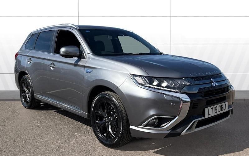 Used Mitsubishi Outlander P-HEV 177 HP (130 kW) 2019 Grey Estate