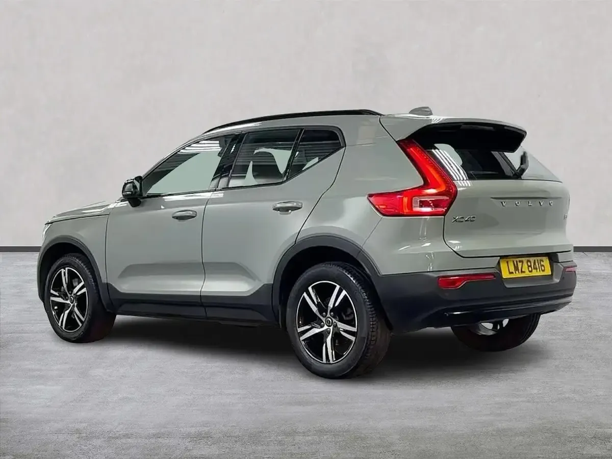 Used Volvo XC40 Plus 2023 Green SUV