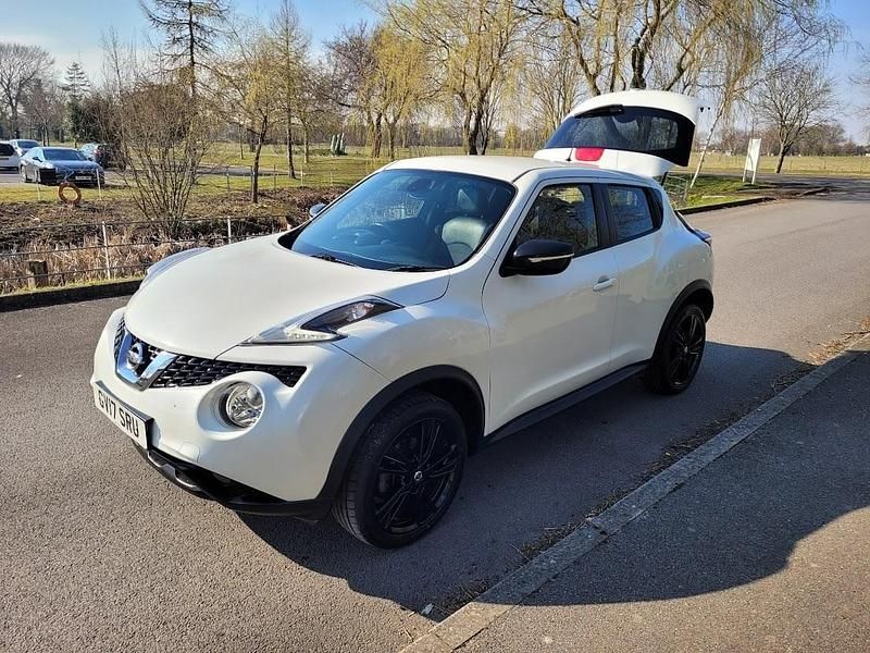 White Used 2017 Nissan Juke N-Connecta SUV | £6,995 (Fair price) - Image 1/4