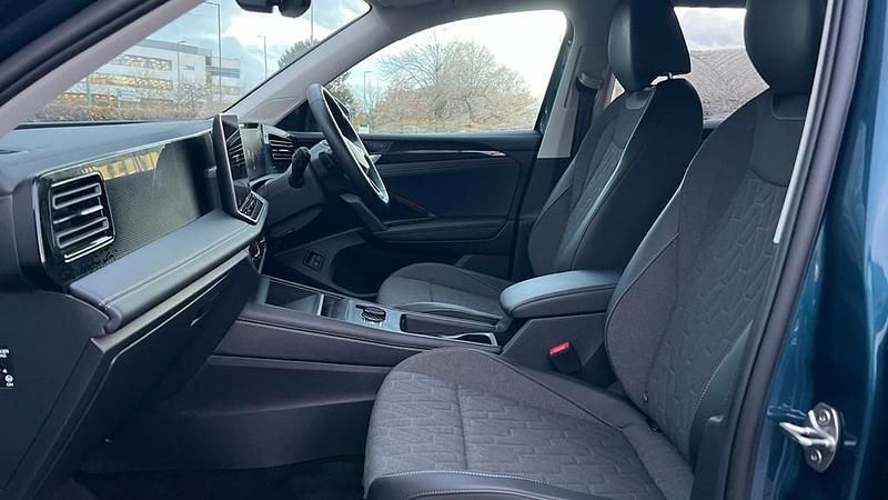 Used VW Tiguan Match 204 HP (150 kW) 2024 Blue SUV