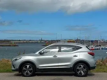 Used MG ZS Excite 106 HP (77 kW) 2024 Silver SUV