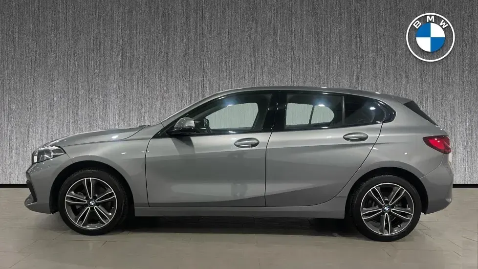 Used BMW 116 Sport Line 114 HP (83 kW) 2023 Grey Hatchback