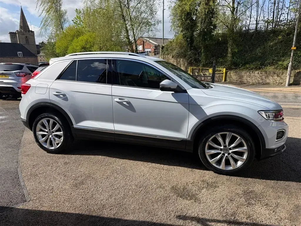 Used VW T-Roc SEL 115 HP (84 kW) 2019 Silver SUV