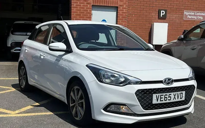 Used Hyundai i20 SE 84 HP (61 kW) 2015 Hatchback