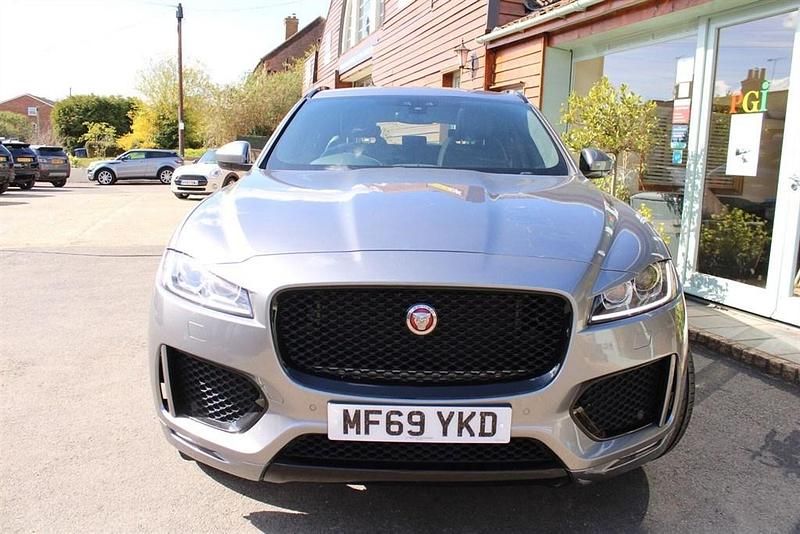Used Jaguar F-Pace Chequered Flag 180 HP (132 kW) 2019 Grey SUV