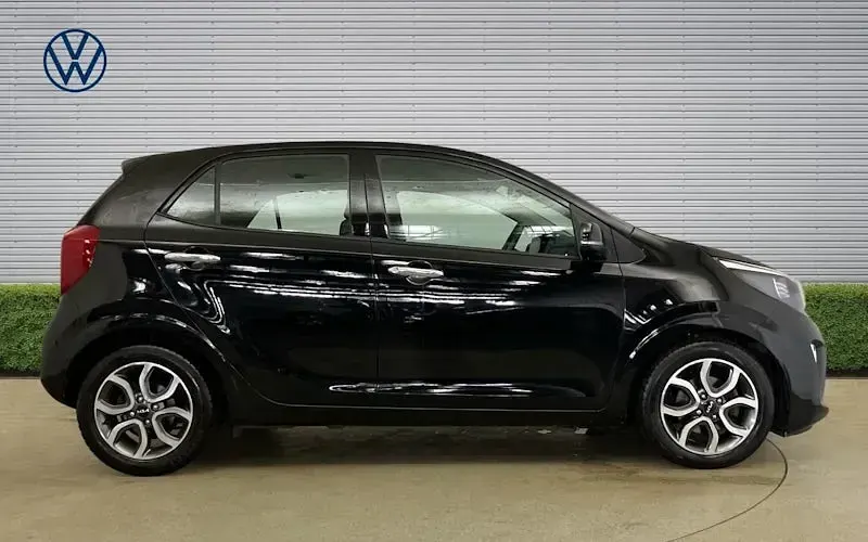 Second-hand Kia Picanto 67 CP (49 kW) 2023 Negru Hatchback