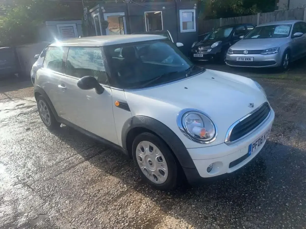 Used Mini ONE Hatch 2008 White Hatchback
