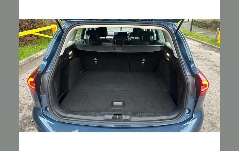Used Ford Focus Titanium 155 HP (114 kW) 2023 Blue Estate