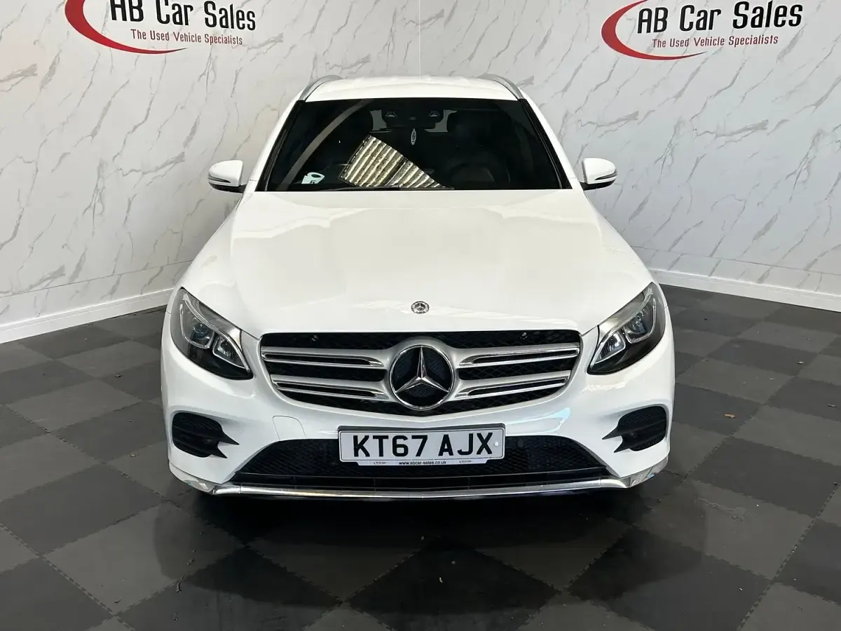 Used Mercedes GLC220 AMG line 170 HP (125 kW) 2018 White SUV