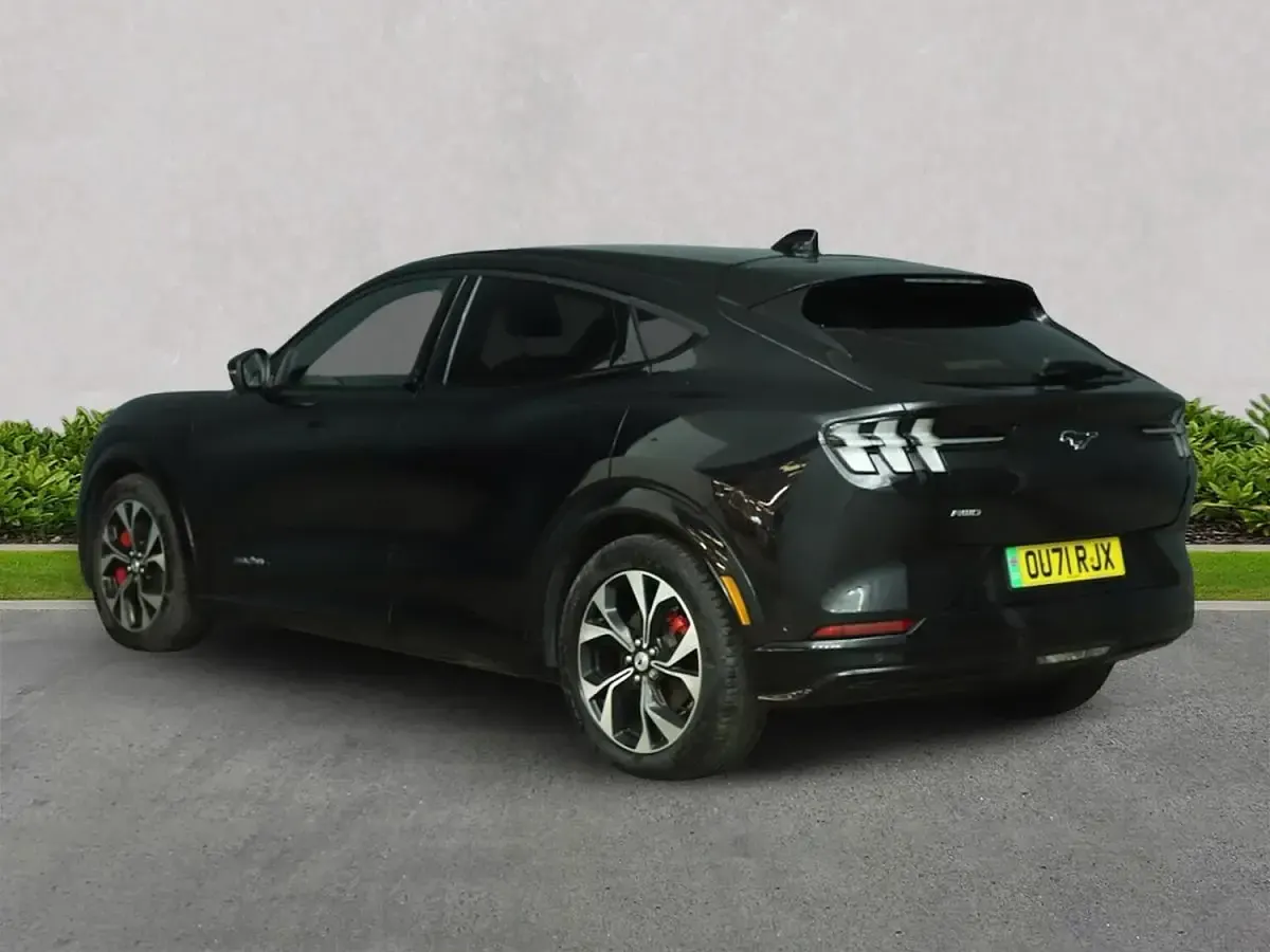 Used Ford Mustang Extended Range 351 HP (258 kW) 2021 Black SUV