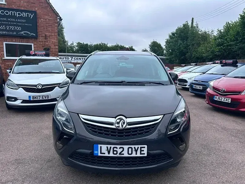 Used Vauxhall Zafira 140 HP (102 kW) 2012 Grey MPV
