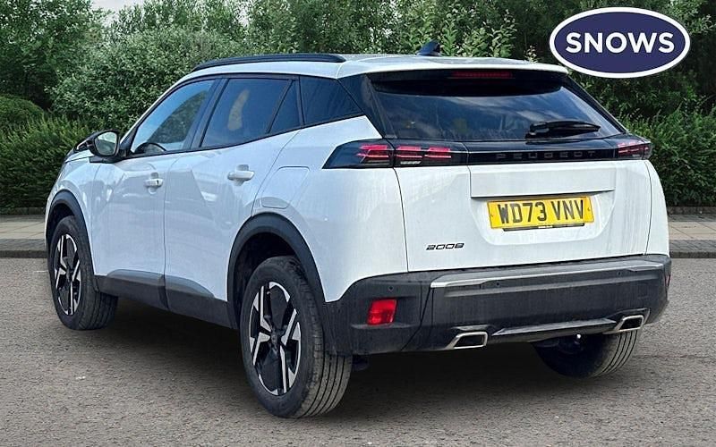 Used Peugeot 2008 Allure 131 HP (96 kW) 2024 White SUV