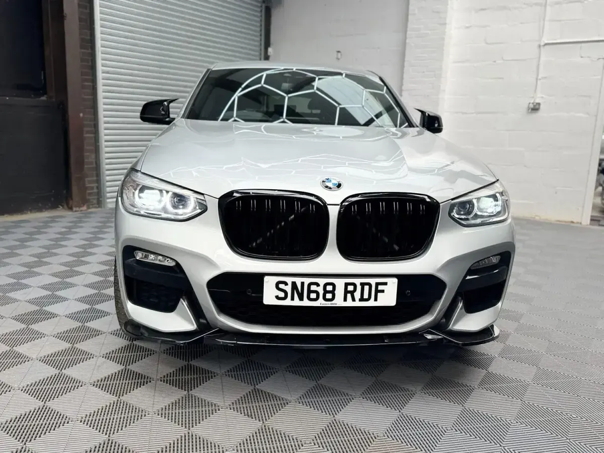 Käytetty BMW X4 M Sport 2019 Hopea Katumaasturi