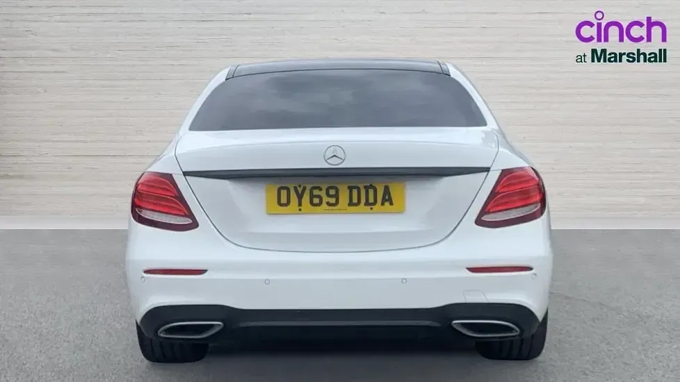 Used Mercedes E220 AMG line 194 HP (142 kW) 2019 White