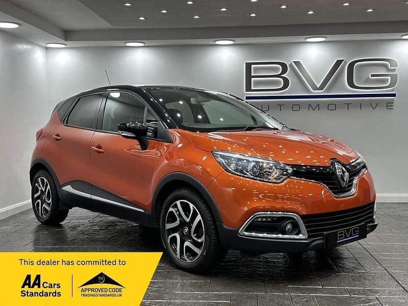 Orange/black Used 2016 Renault Captur Dynamique SUV | £9,494 (Fair price) - Image 1/2