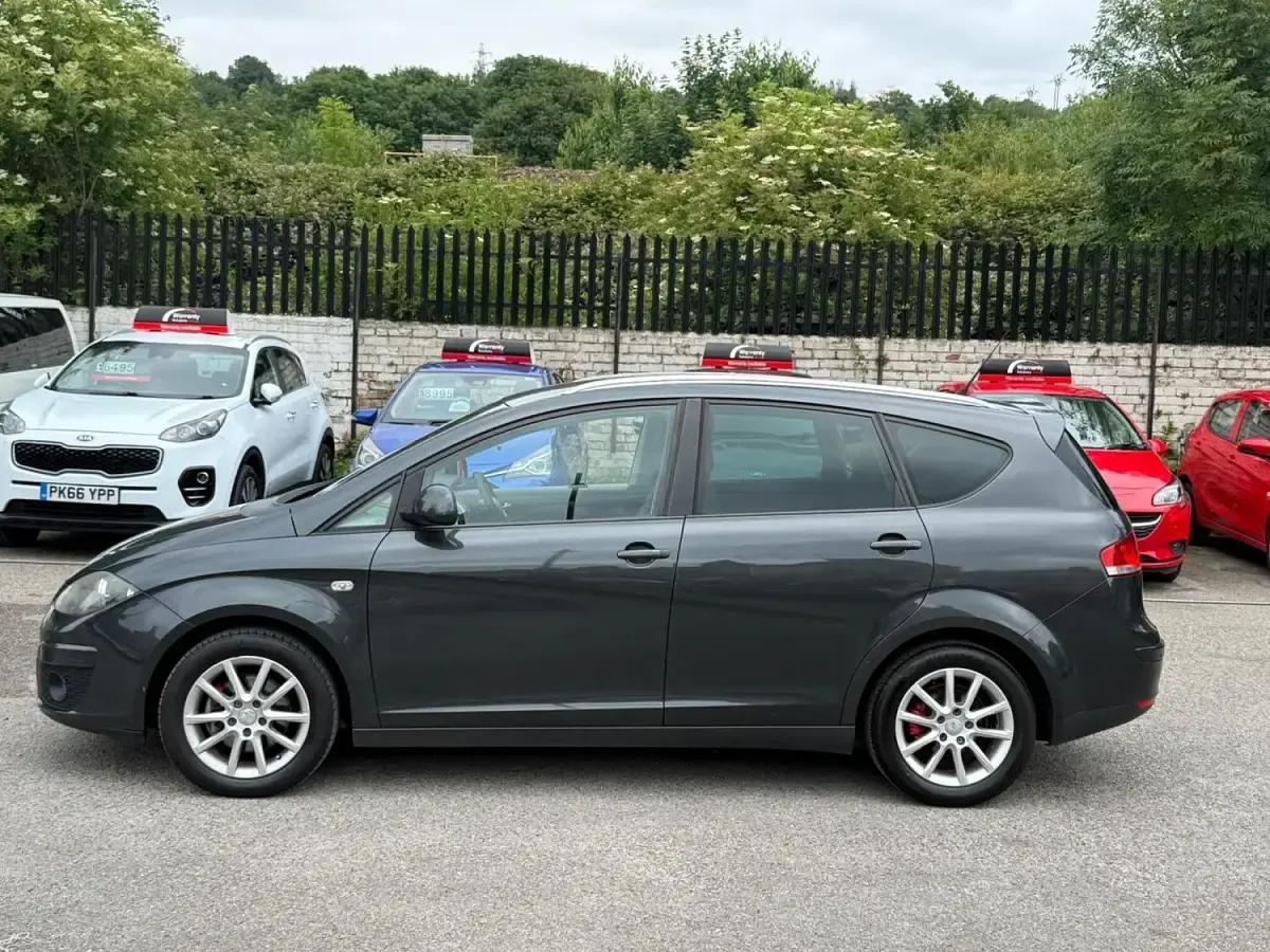 Used Seat Altea XL SE 2010 Grey MPV