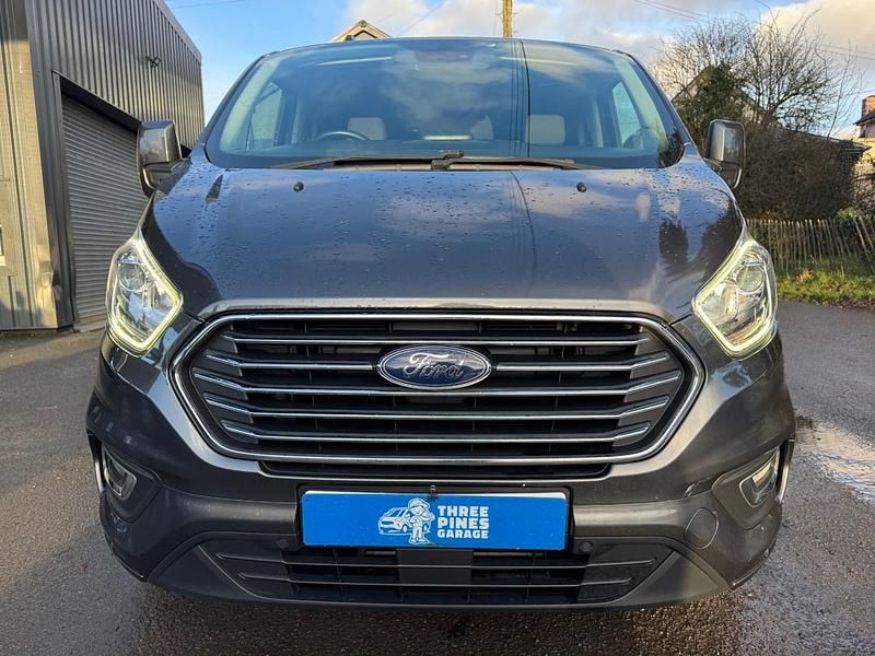 Used Ford Tourneo Titanium 130 HP (95 kW) 2020 Grey MPV