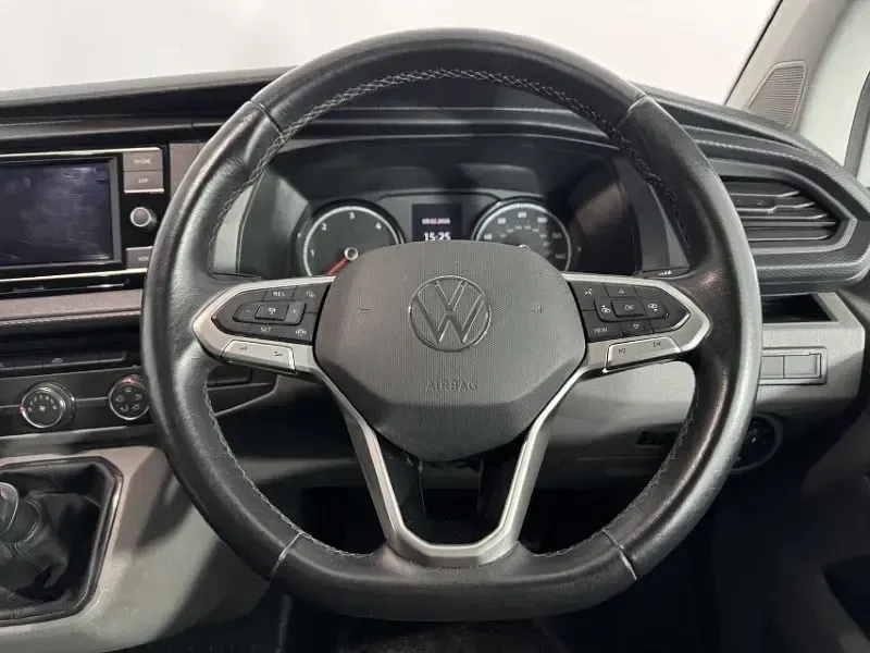 Usado VW Transporter Highline 150 HP (110 kW) 2023 Branco Van