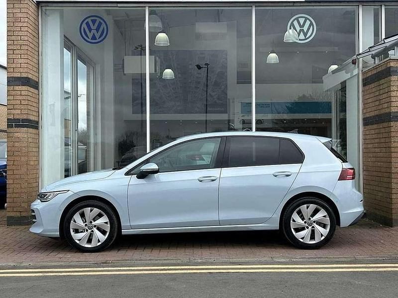 Used VW Golf VIII Match 115 HP (84 kW) 2025 Blue Hatchback