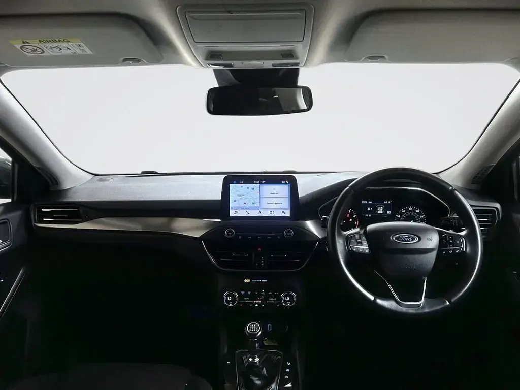 Usado Ford Focus Titanium 125 HP (91 kW) 2020 Cinzento Citadino