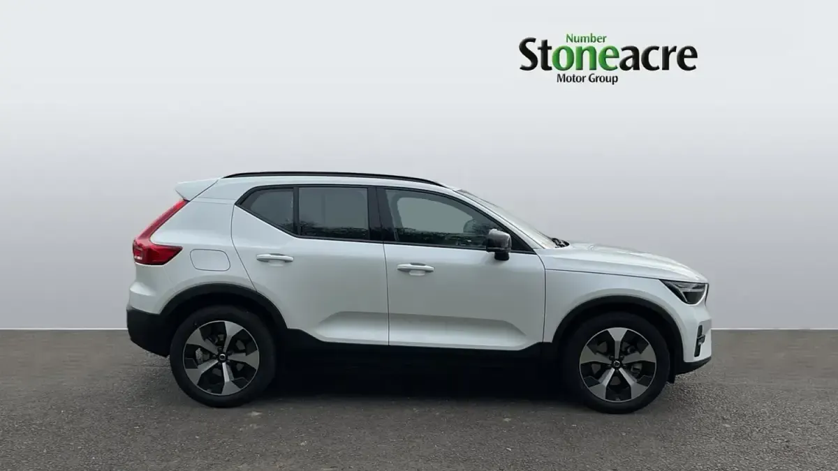 Novo Volvo XC40 Plus 163 HP (119 kW) 2026 Branco SUV