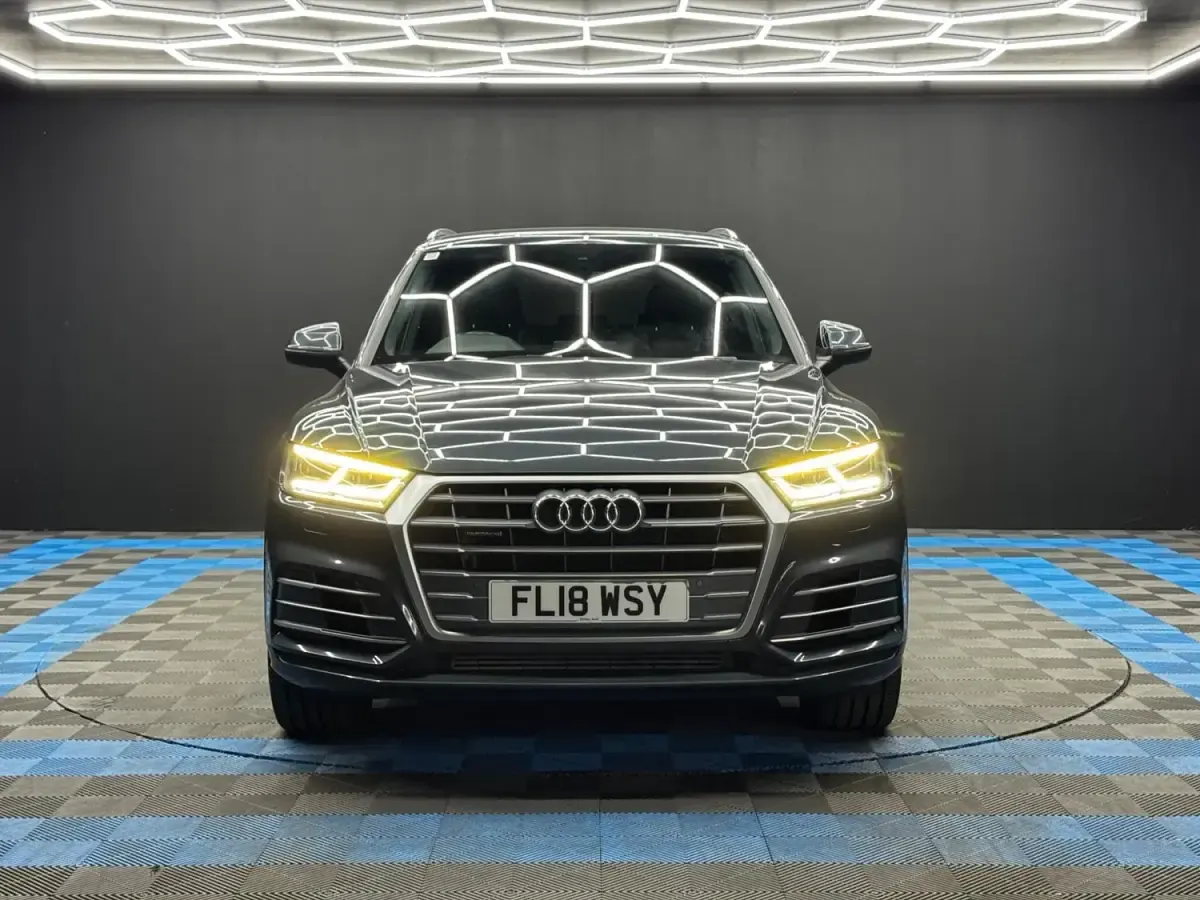 Usado Audi Q5 S-Line 2018 Cinzento SUV