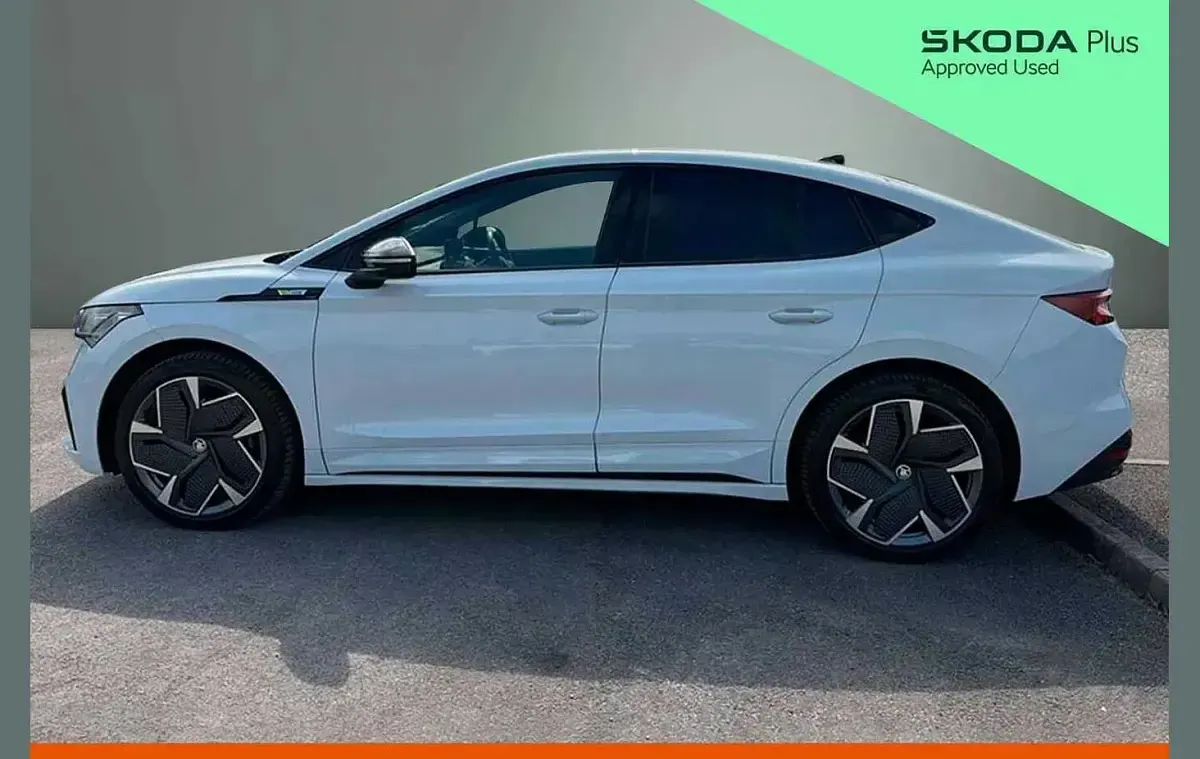 Used Skoda Enyaq iV vRS 219 kW (299 HP) 2022 Moon white metallic SUV
