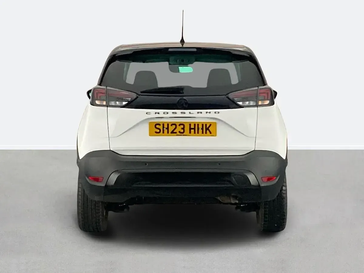Second-hand Vauxhall Crossland 2023 Alb SUV
