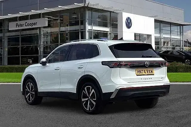 Used VW Tiguan Elegance 150 HP (110 kW) 2024 White SUV