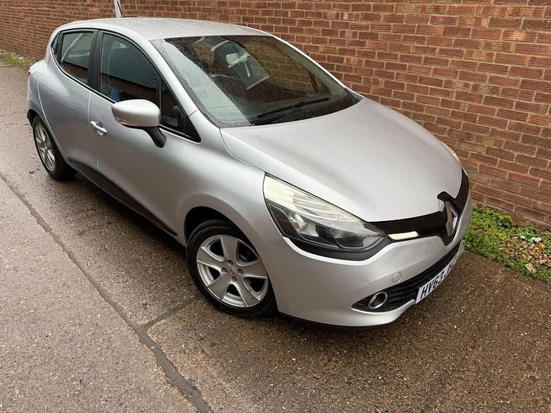 Silver Used 2013 Renault Clio IV Expression+ Hatchback | £2,995 (Super price) - Image 1/4