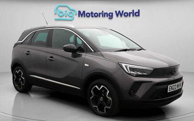 Used 2024 Vauxhall Crossland Ultimate SUV | £14,900 (Super price) - Image 1/4