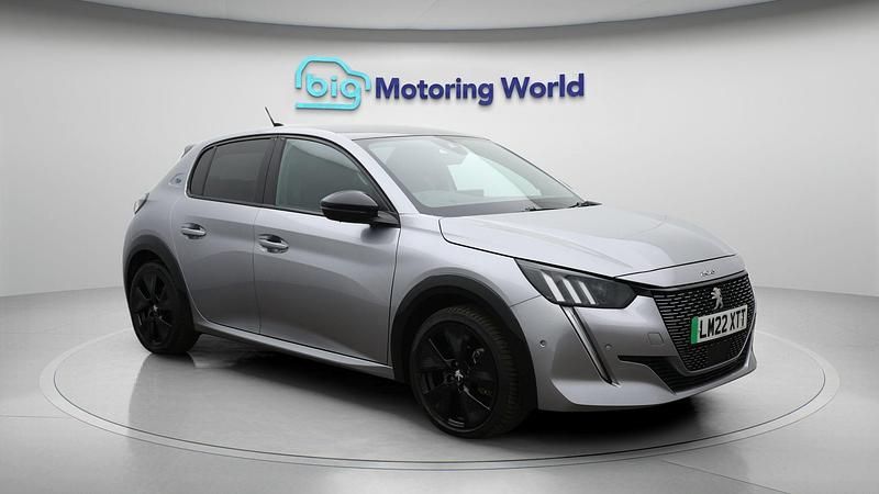 Used Peugeot e-208 Premium 100 kW (136 HP) 2022 Grey Hatchback