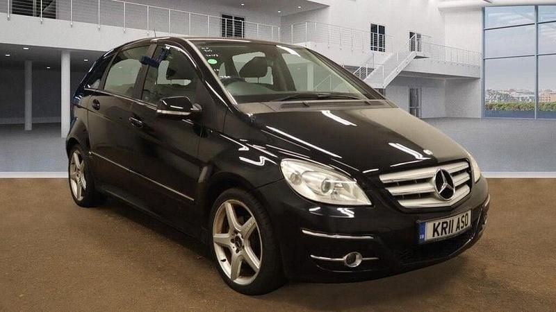 Black Used 2011 Mercedes B200 SE MPV | £2,000 (Super price) - Image 1/4