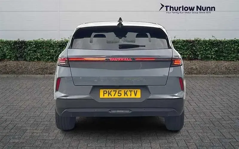 Used Vauxhall Grandland X Ultimate 145 HP (106 kW) 2025 Grey SUV