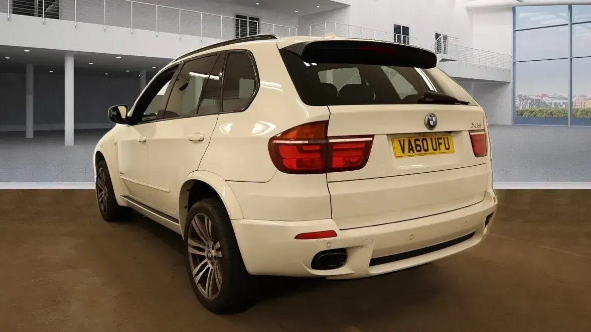 Used BMW X5 M Sport 306 HP (225 kW) 2011 White SUV