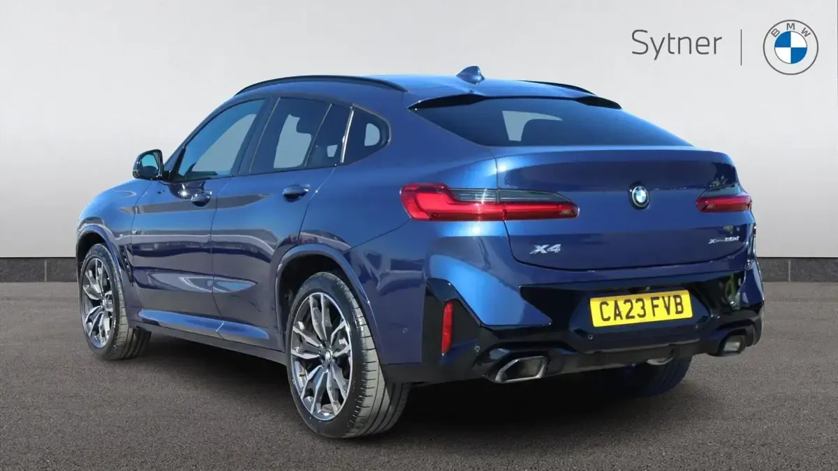 Usado BMW X4 M Sport 190 CV (139 kW) 2023 Azul SUV