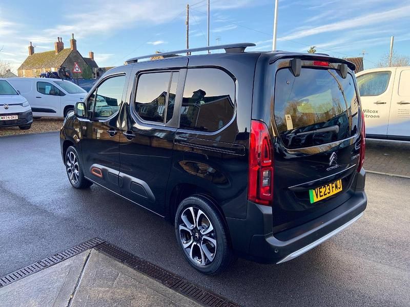 Used Citroën e-Berlingo XTR 98 kW (134 HP) 2023 Black MPV