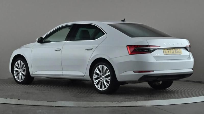 Used Skoda Superb SE L 150 HP (110 kW) 2023 White Hatchback