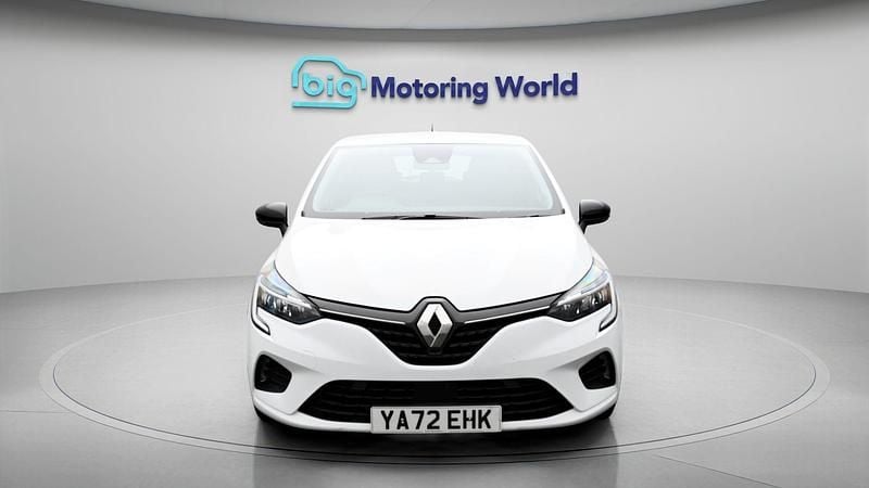 Used Renault Clio V Evolution 90 HP (66 kW) 2023 Hatchback