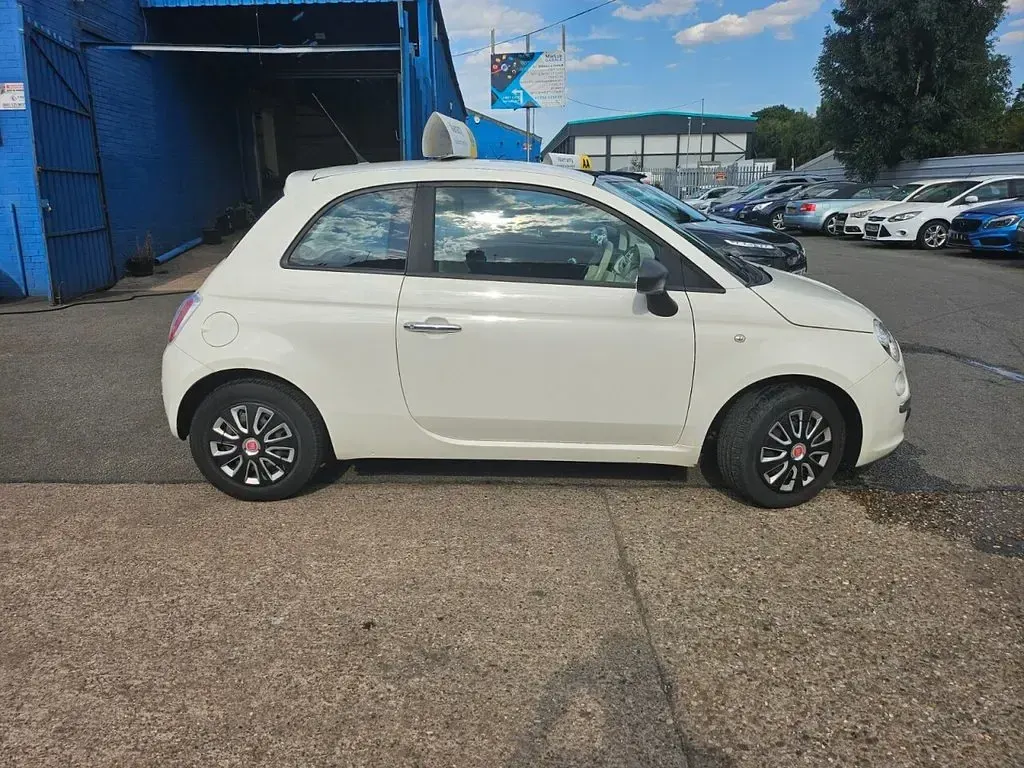 Used Fiat 500 Pop 69 HP (50 kW) 2010 White Hatchback