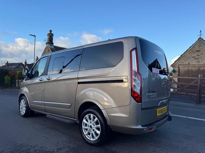 Used Ford Tourneo Titanium X 2018 Silver MPV
