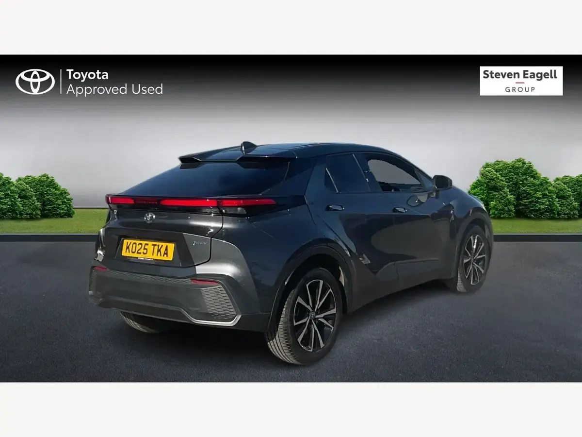 Used Toyota C-HR Design 140 HP (102 kW) 2025 Grey SUV
