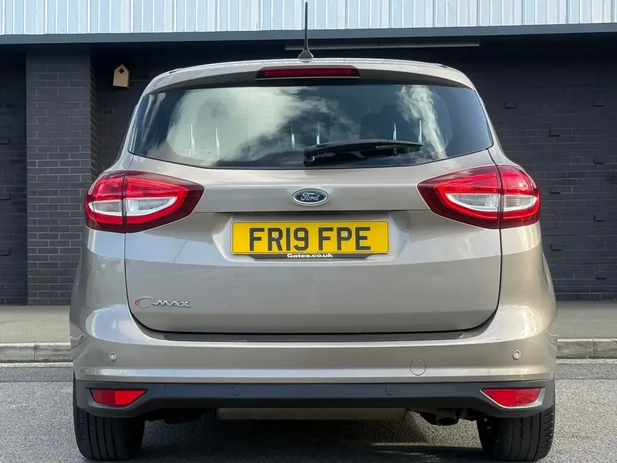 Used Ford C-MAX Titanium 2019 Silver MPV