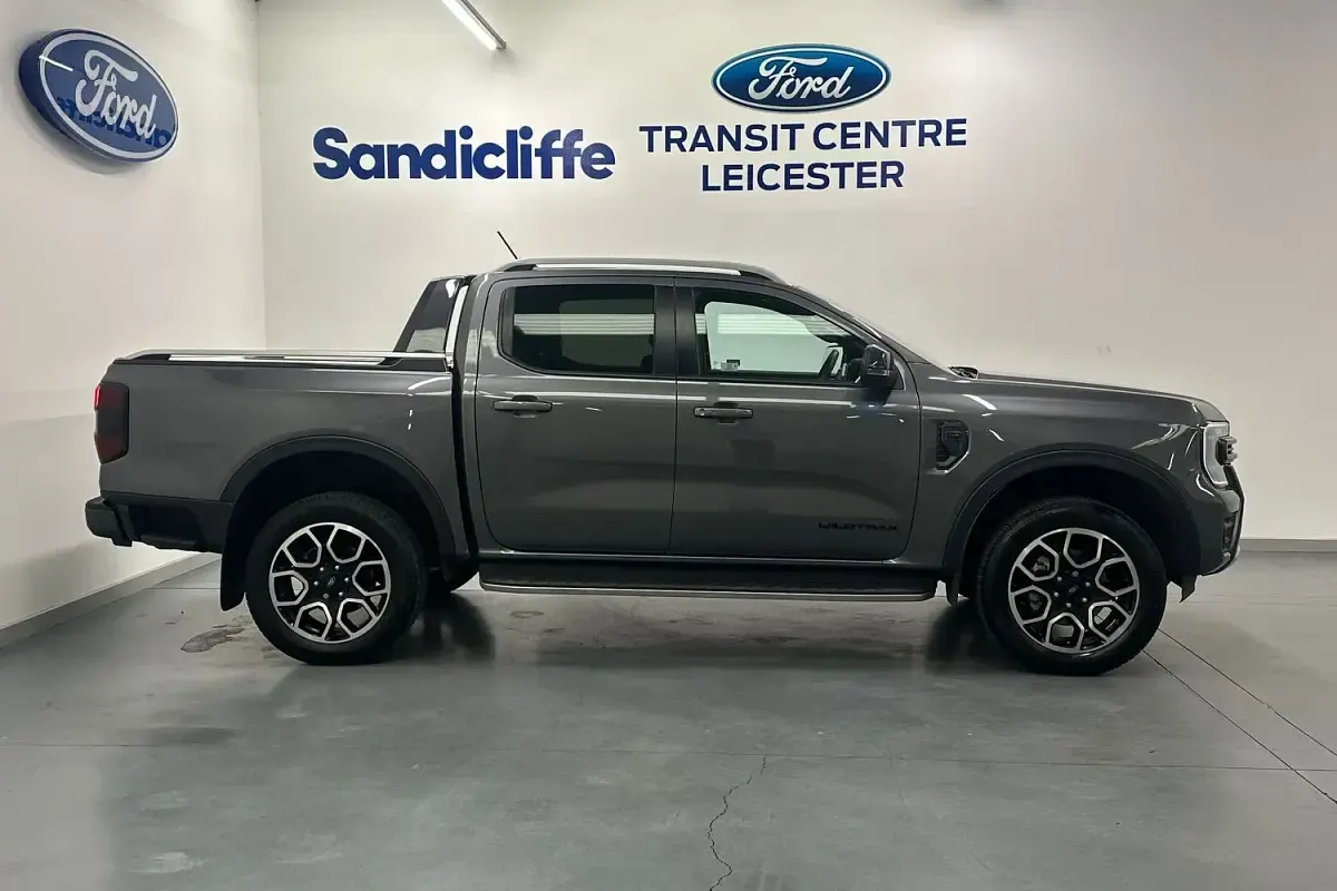 Second-hand Ford Ranger Wildtrack 240 CP (176 kW) 2025 Gri Pickup