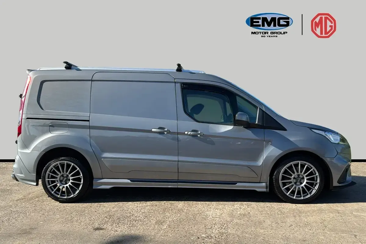 Second-hand Ford Transit Connect S 120 CP (88 kW) 2022 Argintiu Monovolum
