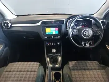 Used MG ZS Excite 106 HP (77 kW) 2019 Red SUV