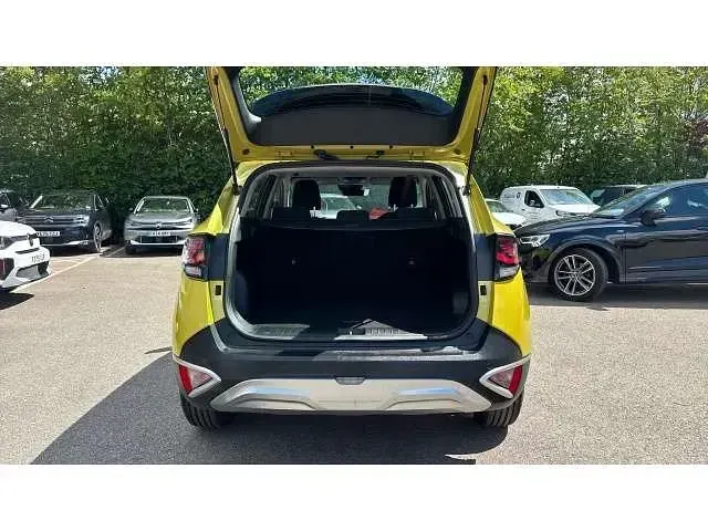 Used Kia Sportage 150 HP (110 kW) 2023 Yellow SUV