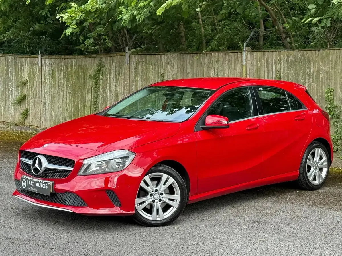 Used Mercedes A200 Executive 153 HP (112 kW) 2017 Red Hatchback