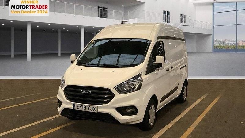 White Used 2019 Ford Transit Custom Trend Van | £14,994 (Fair price) - Image 1/4