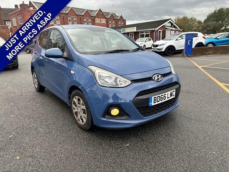 Blue Used 2016 Hyundai i10 SE Hatchback | £5,495 (Fair price) - Image 1/3